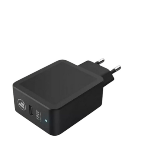 Das Hama 18W Ladegerät (Schwarz) von HandyOase mit schnellem Laden, USB-Anschluss und zwei europäischen Zinken liegt auf weißem Hintergrund.